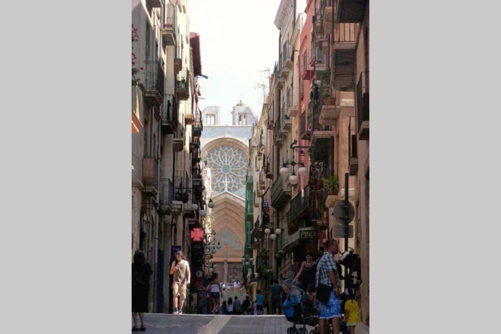3 Apartamento Tipo Estudio Ideal Para Tus Vacaciones Tarragona Exterior foto